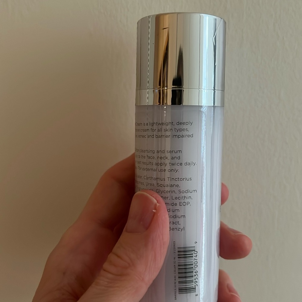 Neogenesis Barrier Renewal cream. Sealed, unused. Expiration date is in 2025.